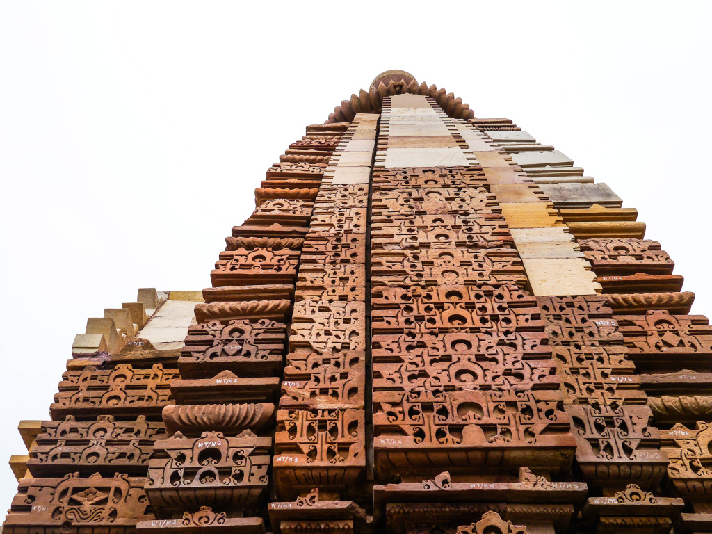 khajuraho kama sutra temples