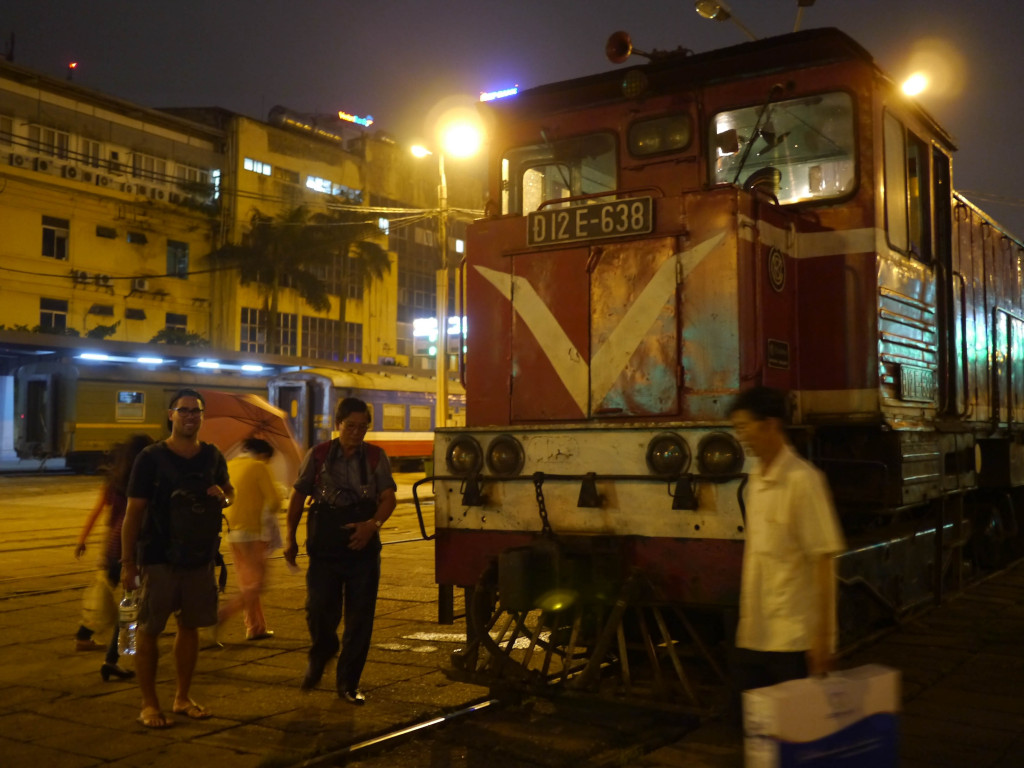 overnight train hanoi to sapa