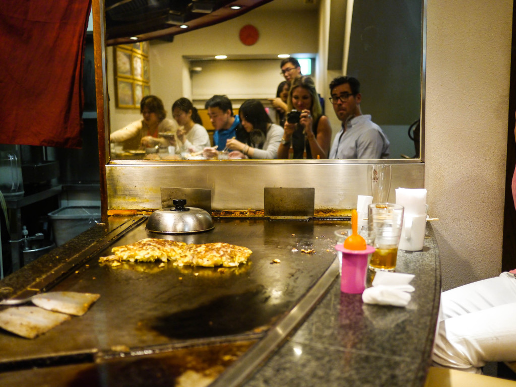 where to get okonomiyaki in osaka